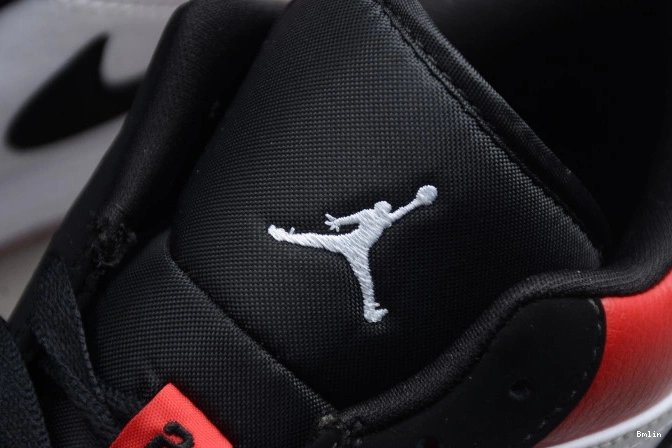 Bmlin Jordan 1 Low Black Air 553558-116 Toe 0724